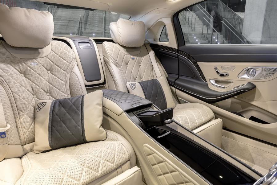 Интерьер Mercedes-Maybach S650 2017 года  (WW) (фото 22 из 28)
